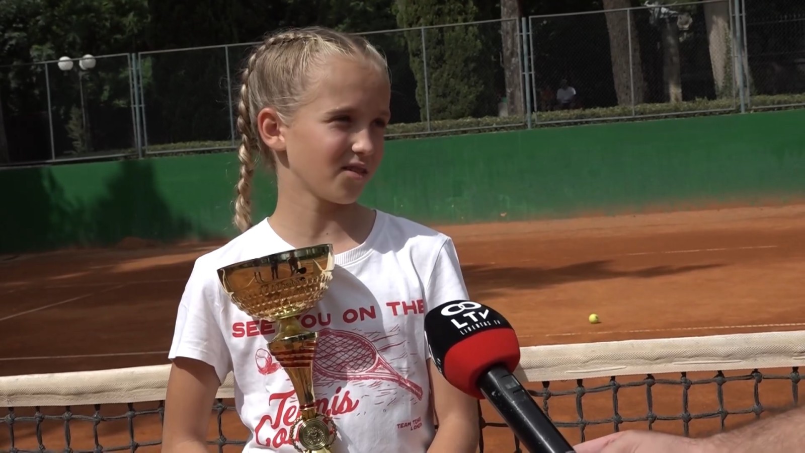 Lea Deranja iz Tenis kluba Dubrovnik najbolja u Dalmaciji, slijedi državno natjecanje! (VIDEO)